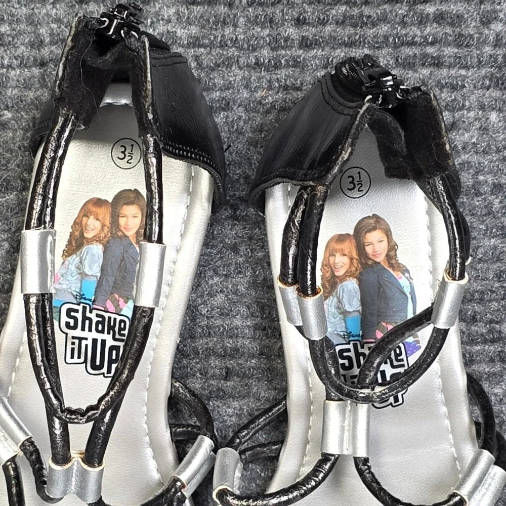 Disney Shake It Up Gladiator Sandals Girl's Size 3.5 Black Silver Strappy Flat